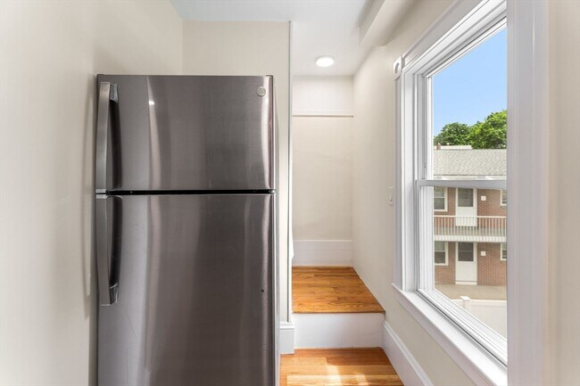 Photo - 29 Sylvan St Unit 2