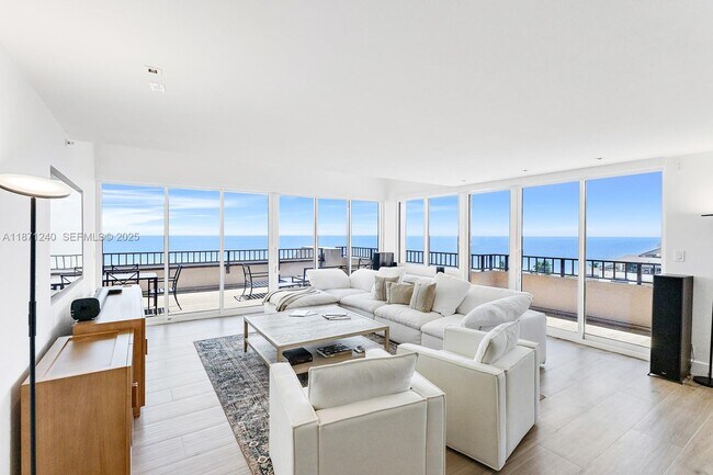 Building Photo - 251 Crandon Blvd Unit 1036