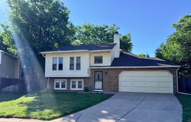 Photo - Charming Split-Level Oasis on a Quiet Cul-de-Sac Backing to Greenspace. New Carpet, New Paint and...