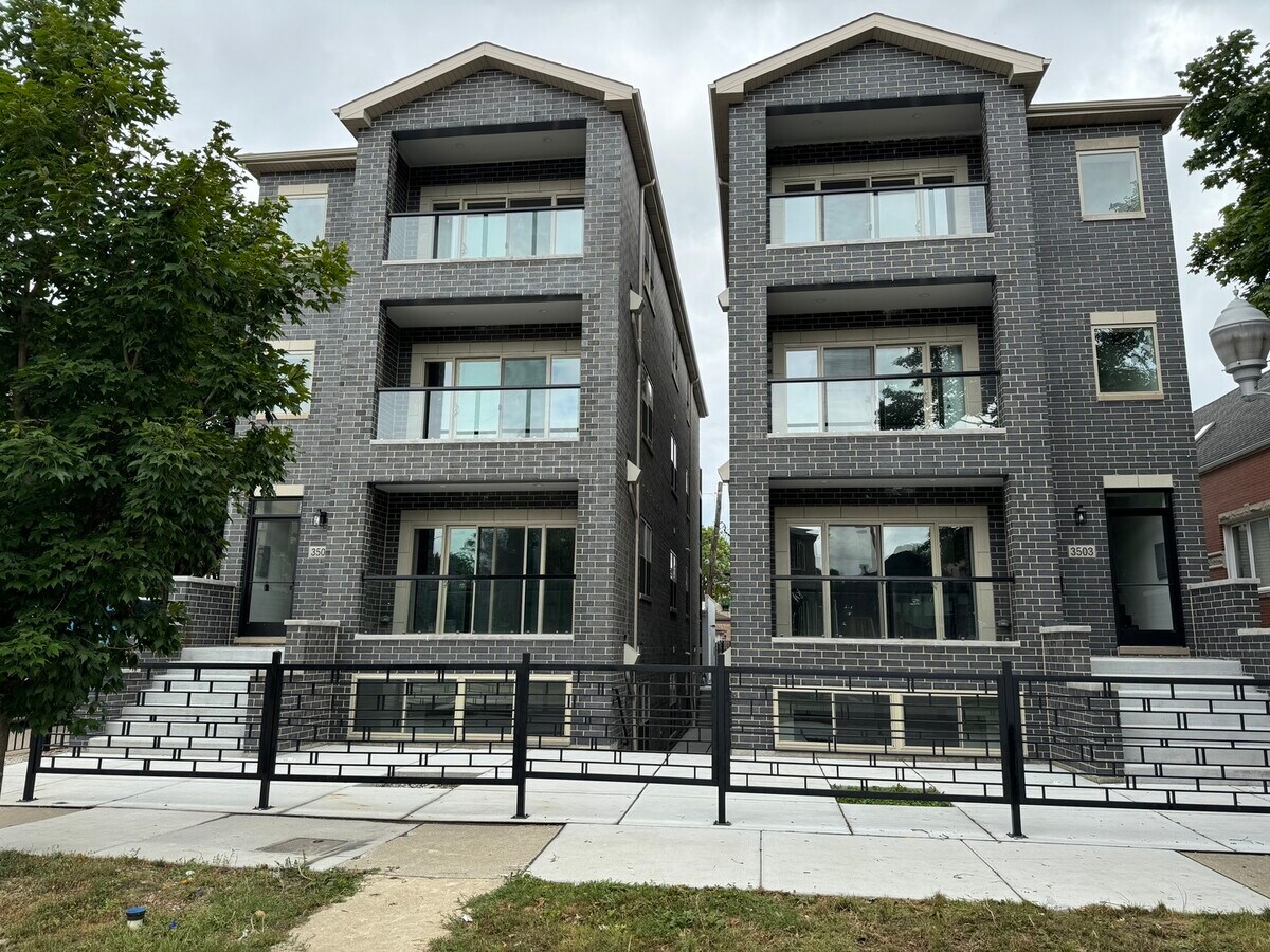 Photo - 3503 S Union Ave House