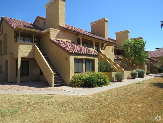 Building Photo - Updated Towne Home in Tempe