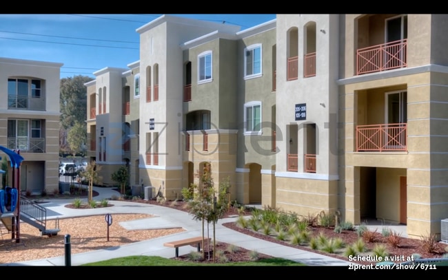 Building Photo - 4720 Norris Canyon Rd