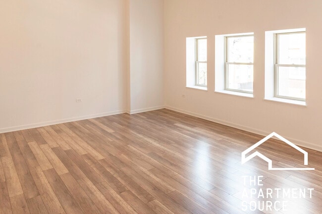 Photo - 2700 W North Ave Unit 204