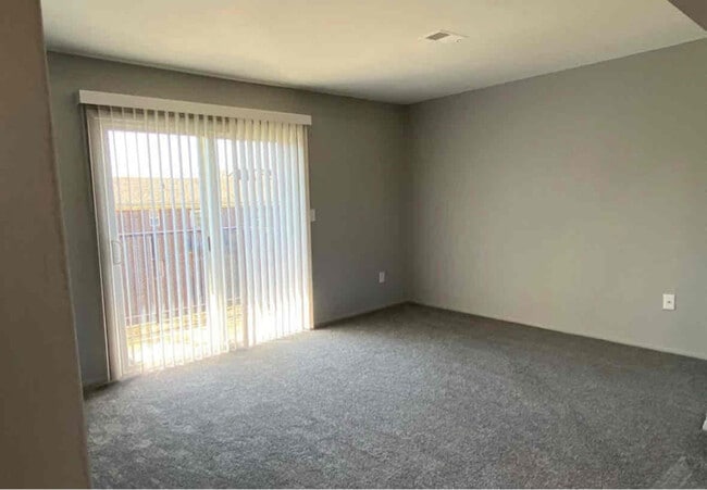 Photo - 252B Sawmill Rd Condo