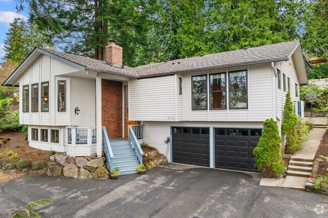 Building Photo - Modern Elegance Meets Island Living! |8475... Rental