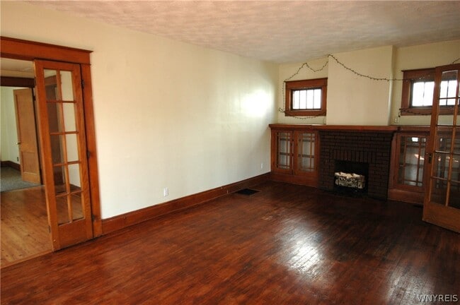 Photo - 145 Summit St