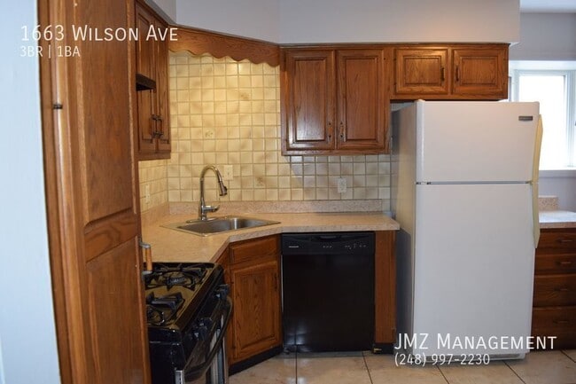 Photo - 1663 Wilson Ave
