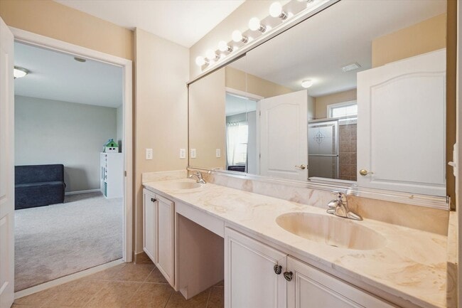 Photo - 24323 Bellingham Dr