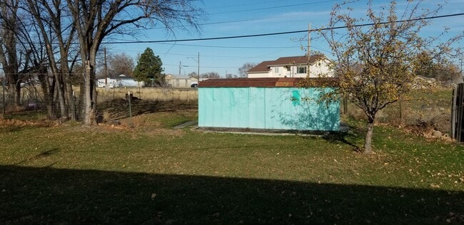 Photo - 1/2 OFF OCTOBER RENT