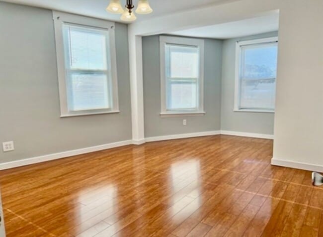 Photo - 52 Essex St Unit 2