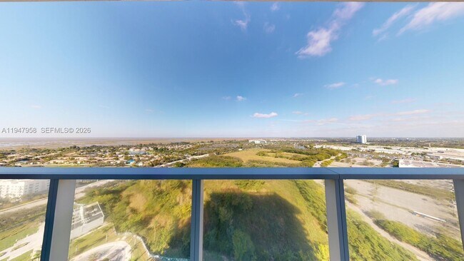 Photo - 2000 Metropica Wy Unit 2310