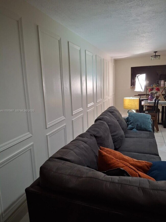 Photo - 6101 N Falls Cir Dr Unit 312