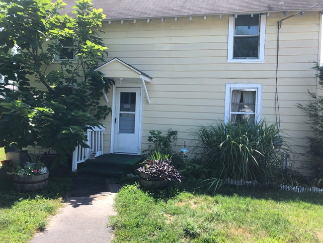 Photo - 1273 Queen St Unidad 2