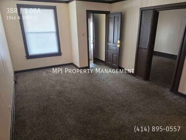Photo - 1946 N 39th St