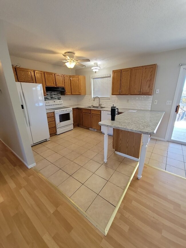 Photo - Peaceful cul-de-sac living! Beautiful 4 bedroom-2 bathroom home for rent!