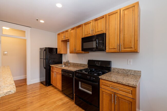 289 Chestnut Hill Ave
