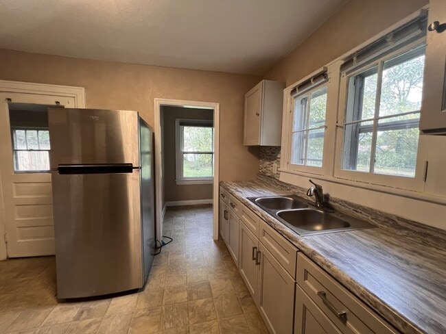 Photo - 4021 Porter Ave