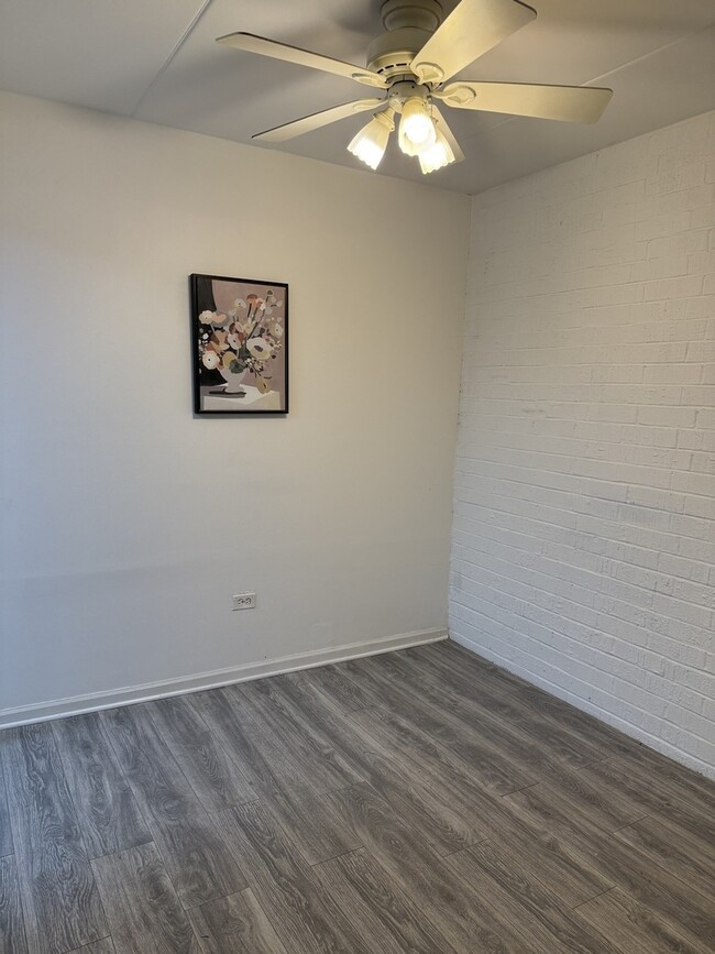 Photo - 138 E Bailey Rd Unit B