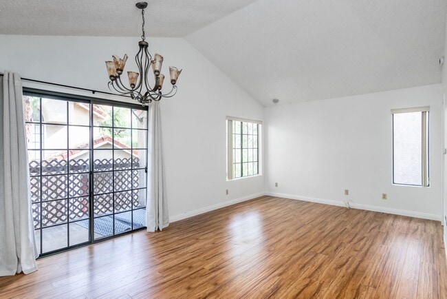 Photo - 2392 Archwood Ln Unidad Archwood Lane