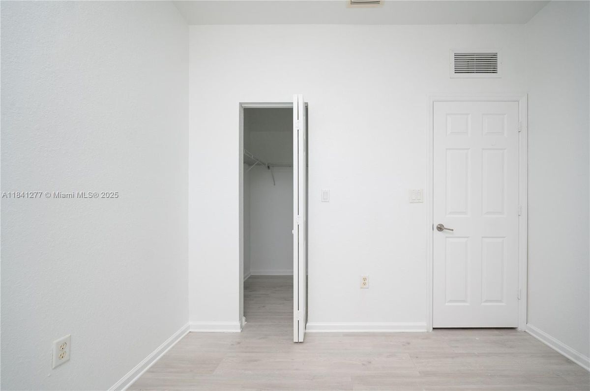 Photo - 11501 NW 89th St