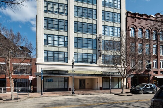 Building Photo - Sterchi Lofts #407 Authentic Urban living - 3 bedroom, 2 bath - FURNISHED - $2800 per month Spec...