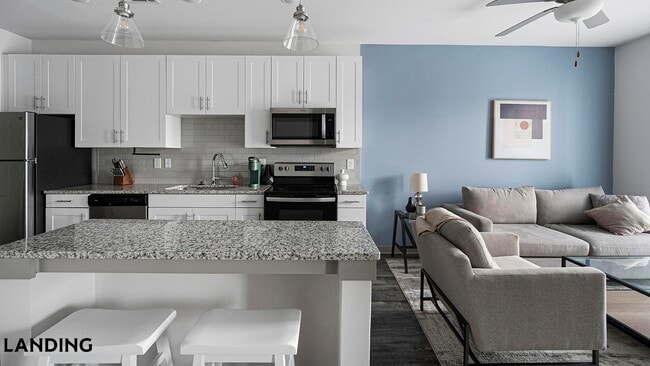 Building Photo - 2165 Nolensville Pk