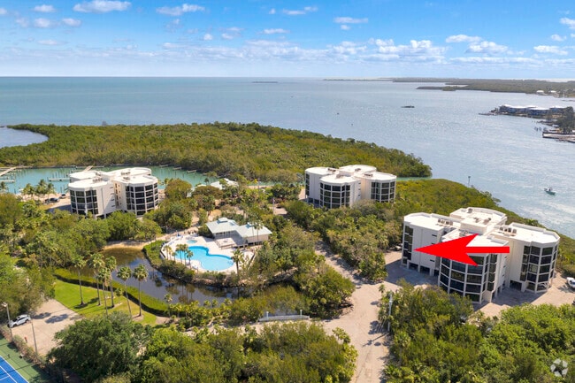 Building Photo - 7201 Gulf of Mexico Blvd Unit 201 Rental