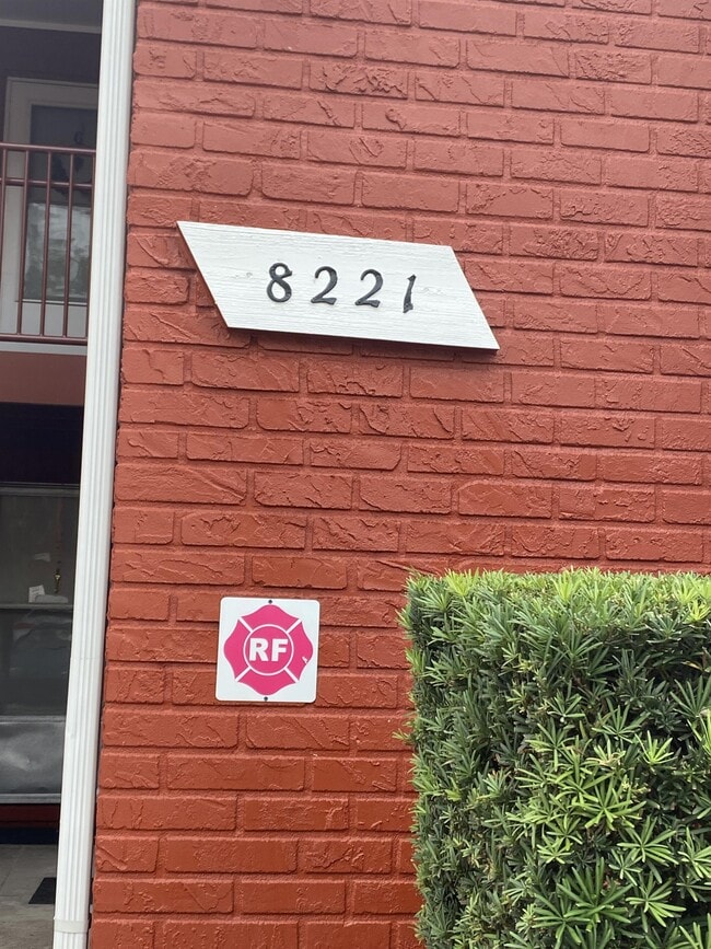 Photo - 8221 12th Way N