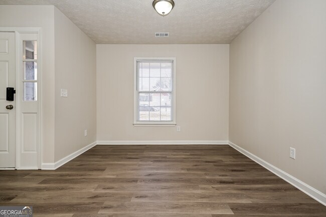 Photo - 25 Willow Tree Terrace