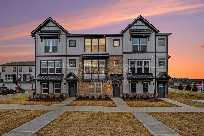 Photo - 2007 Hawksworth Ln