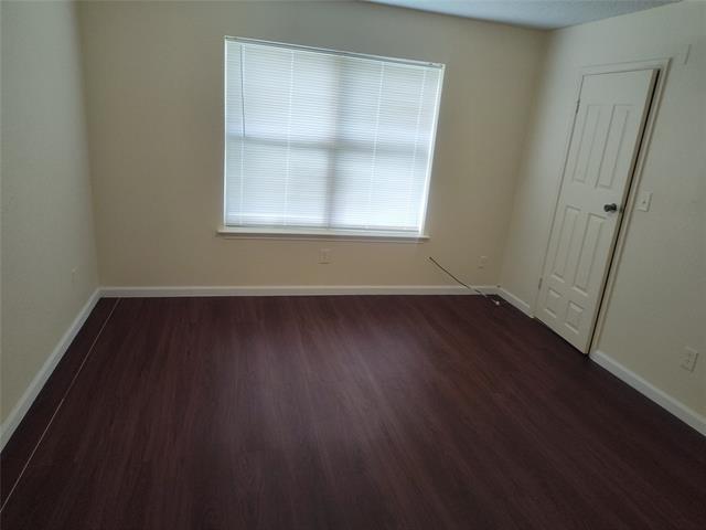 Photo - 2039 W Walnut St