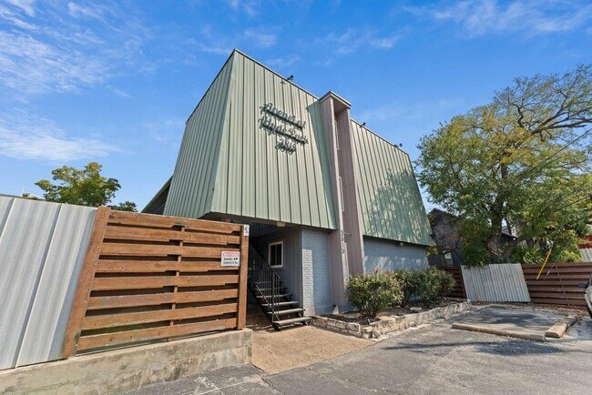 Photo - 3815 Guadalupe St Unit 303