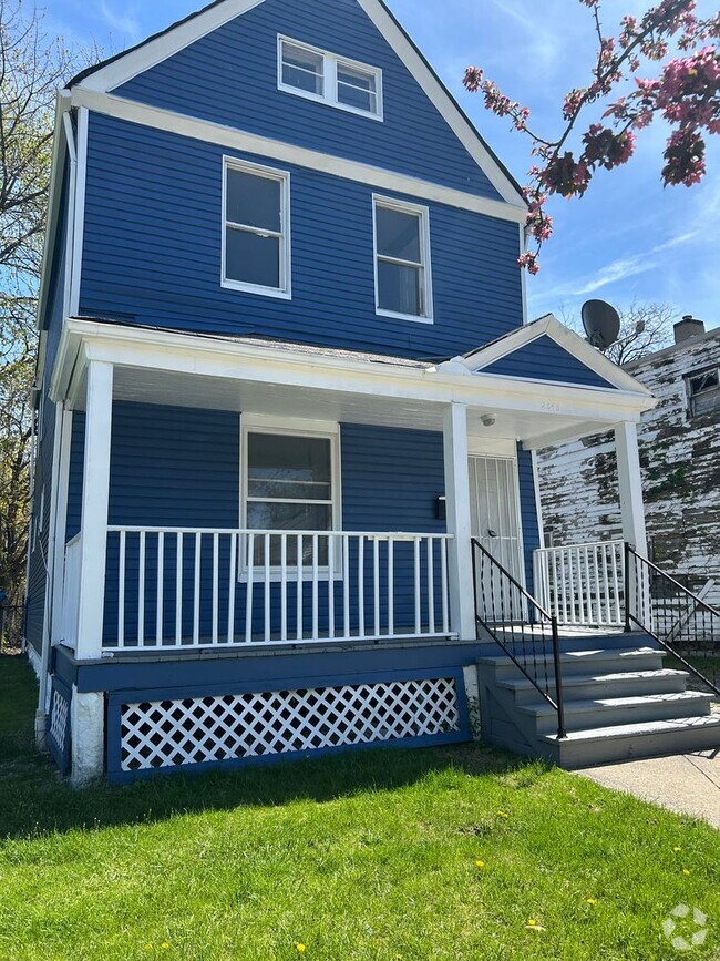 Building Photo - Great 2 Story 3 bedroom home