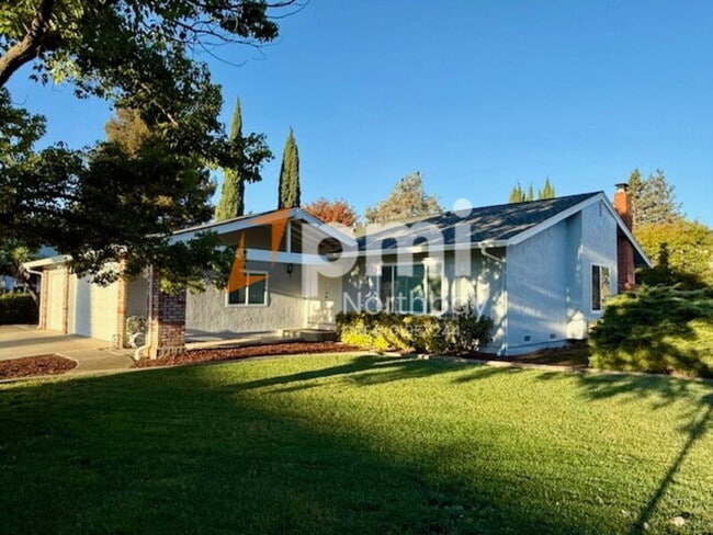 Photo - 3212 Niagara Way