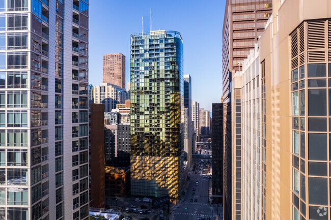 Photo - 600 N Fairbanks Ct