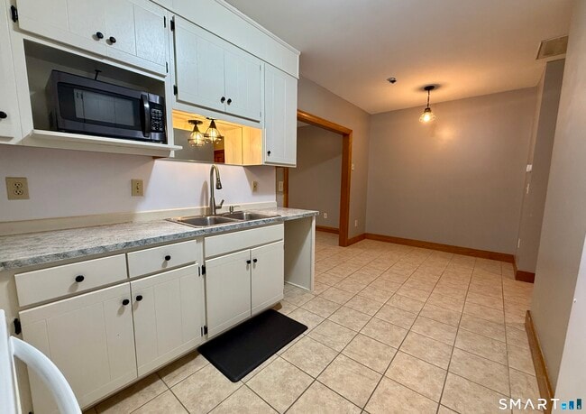Photo - 11 Centre St Unit 19