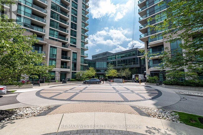 Photo - 215 Sherway Gardens Rd Unit 212