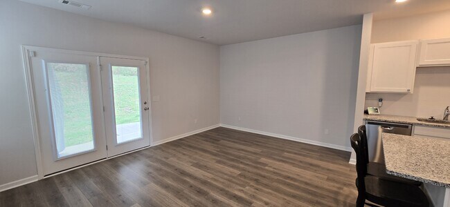 Photo - 1230 Mason Dl