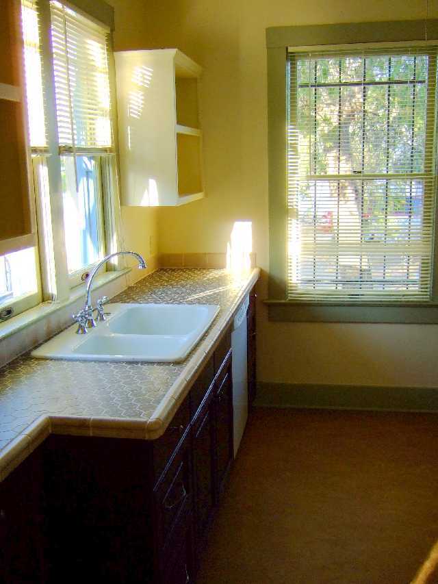 Photo - 830 S 3rd Ave