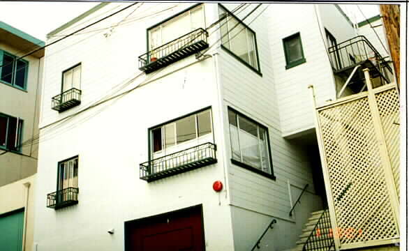 Photo - 76 Deming St Apartments