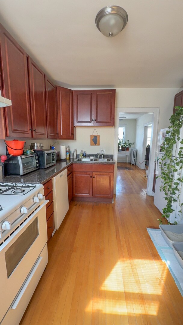 Photo - 4811 N Ashland Ave Unit 3W