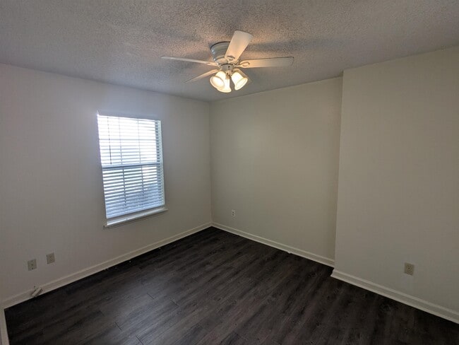 Photo - 2756 Oak Park Ct