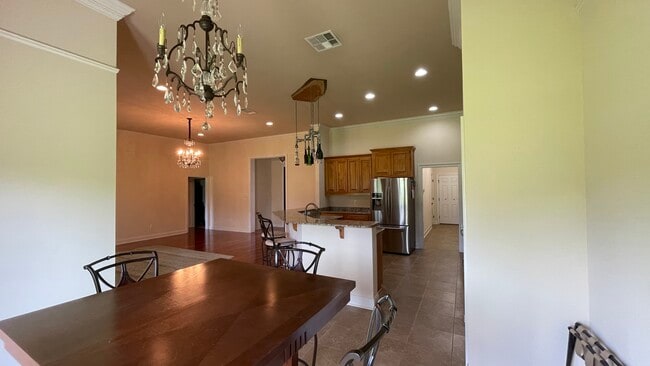 Photo - 20175 Kingland Dr