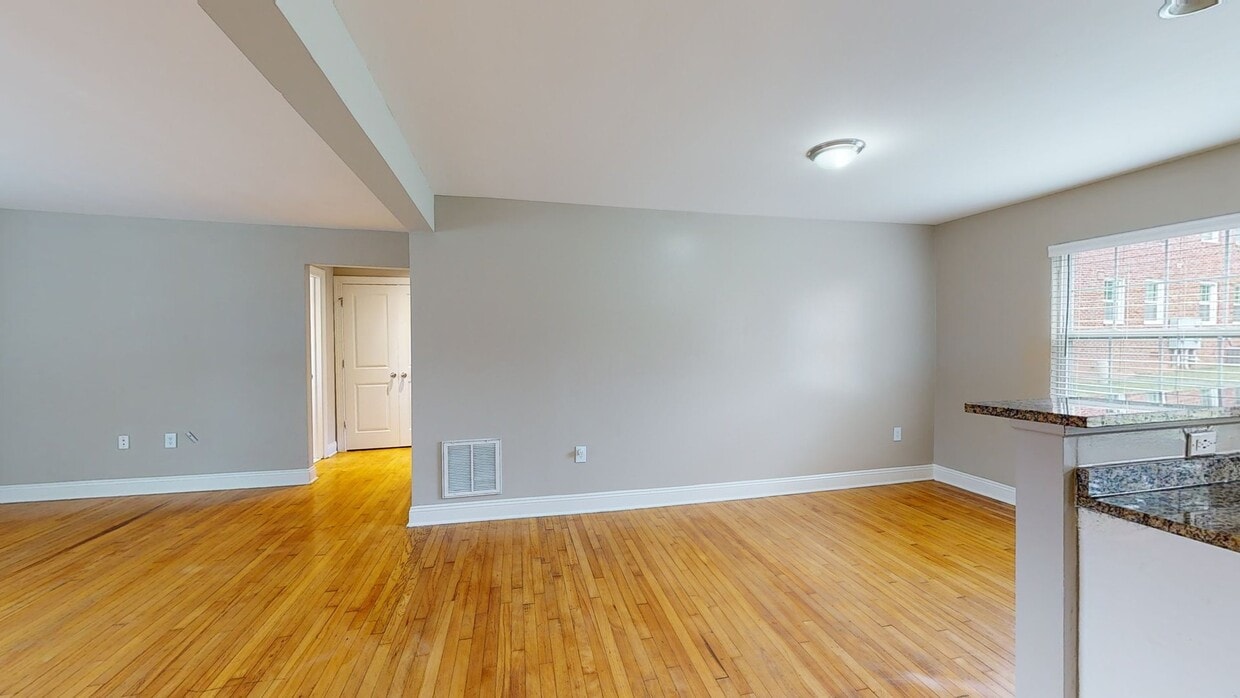 Photo - Rodgers Forge Apartments