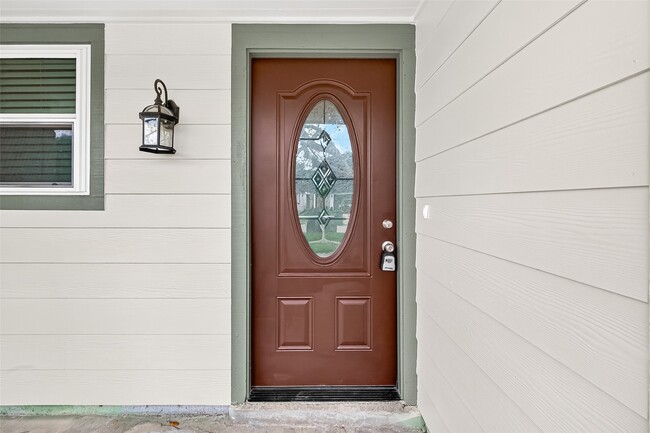 Photo - 13442 Greenway Dr