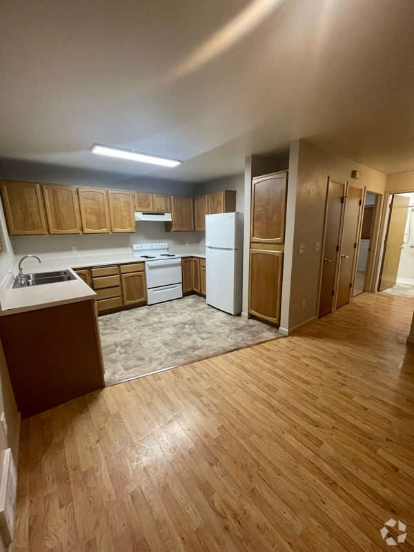 Building Photo - 6787 Badger St Rental