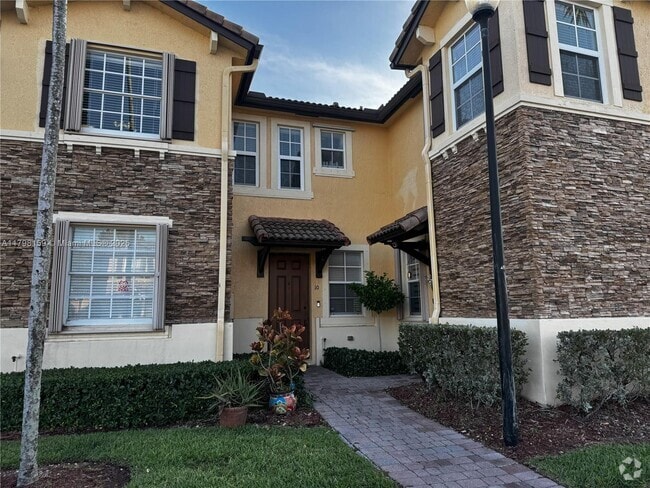 Building Photo - 9247 SW 227th St Rental
