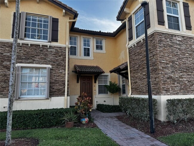 Photo - 9247 SW 227th St Casa Adosada