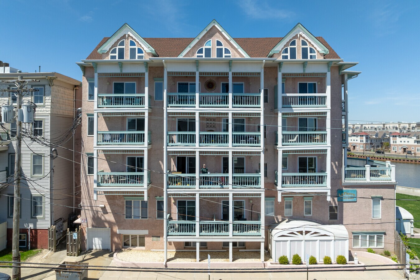 Photo - La Pierre Condominiums