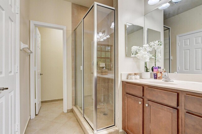 Photo - 10366 Wellington Parc Dr